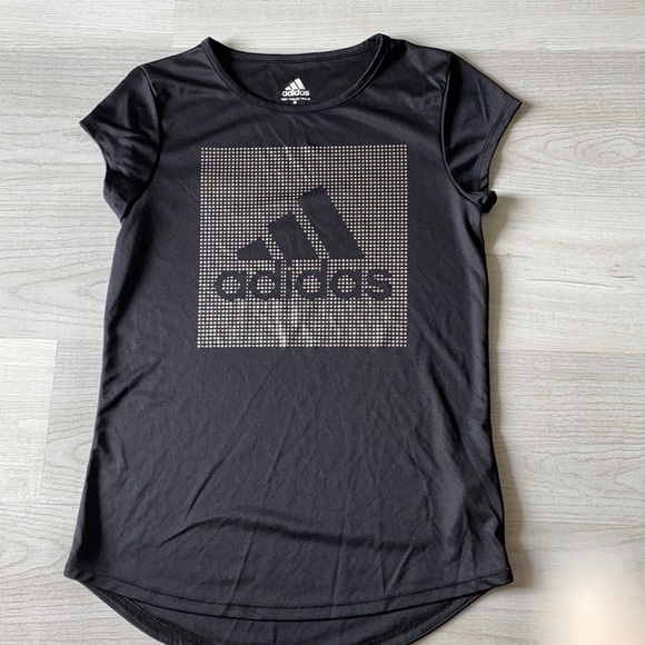 Adidas Girls climalite shirt - Picture 1 of 4